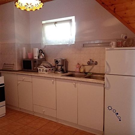 Tóra nyíló vendégház badacsonytomaj Esterno foto