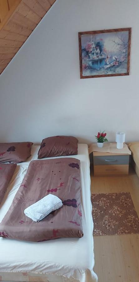 Tóra nyíló vendégház badacsonytomaj Esterno foto