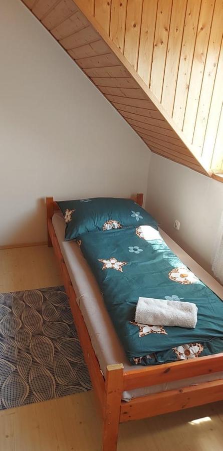 Tóra nyíló vendégház badacsonytomaj Esterno foto