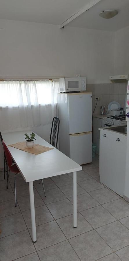 Tóra nyíló vendégház badacsonytomaj Esterno foto