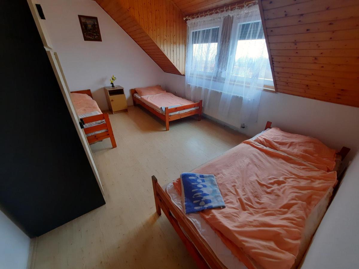 Tóra nyíló vendégház badacsonytomaj Esterno foto